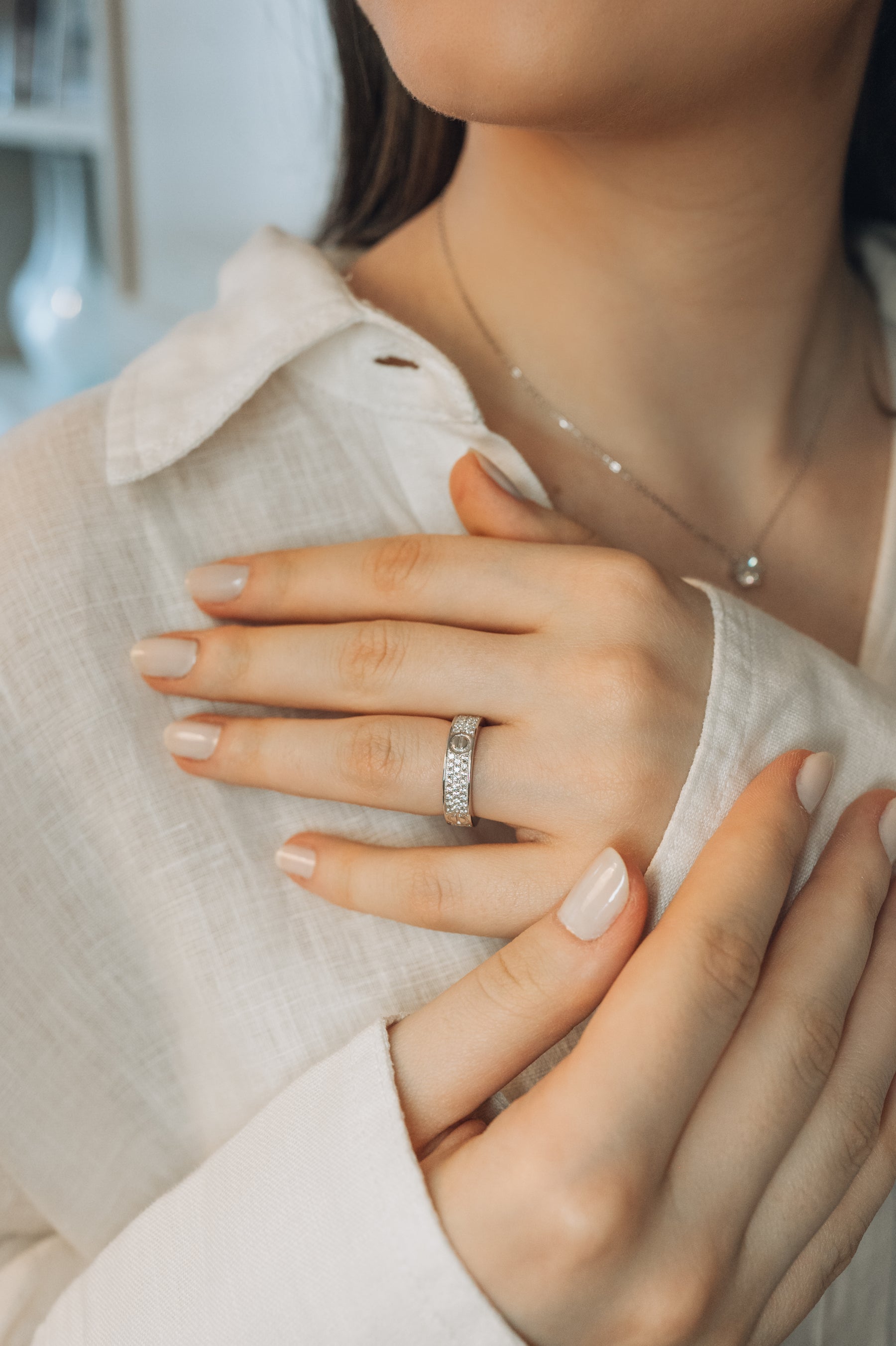 Anel Eterno cravejado de Zircônias