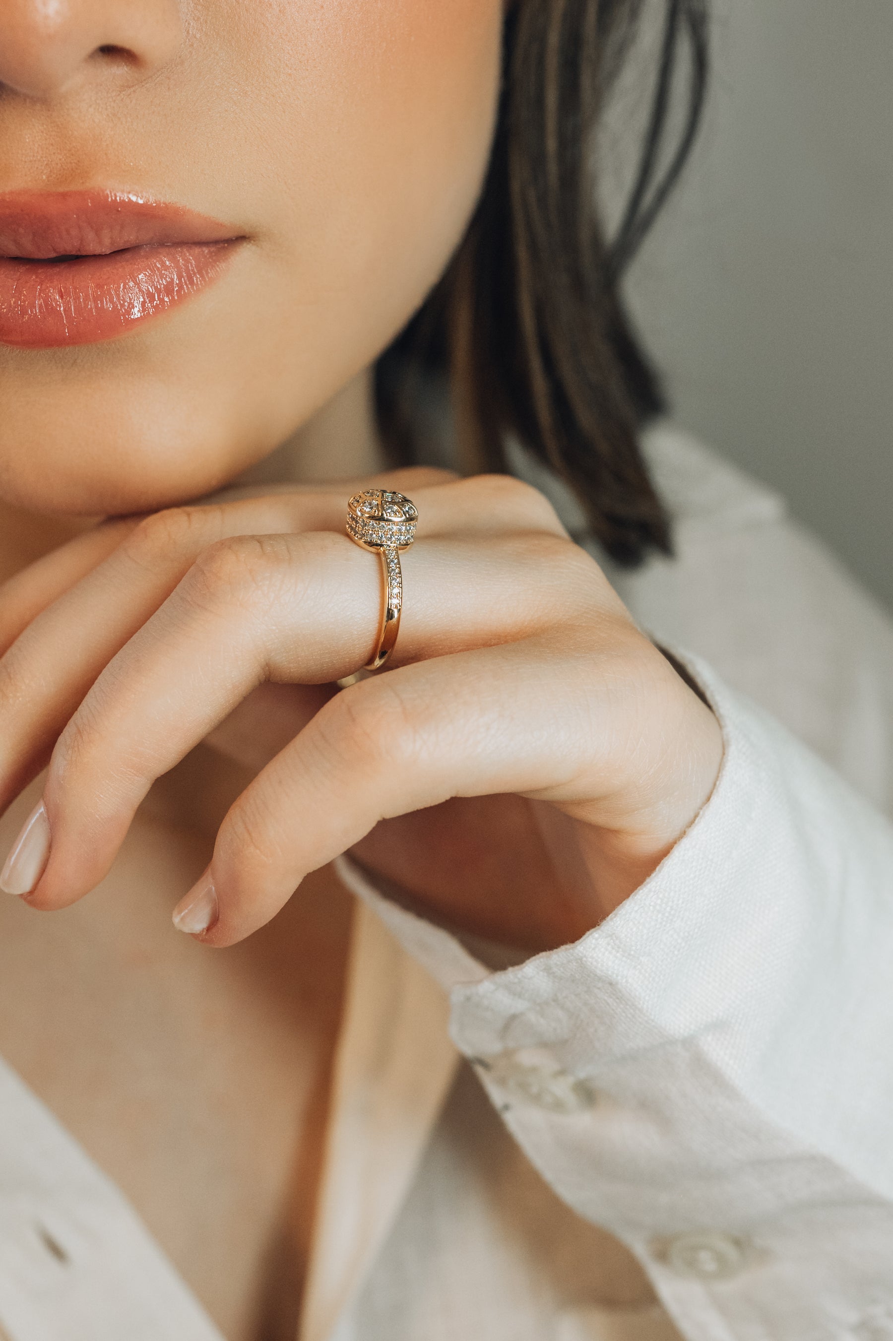 Anel Baú de Zircônias em Banho 18k