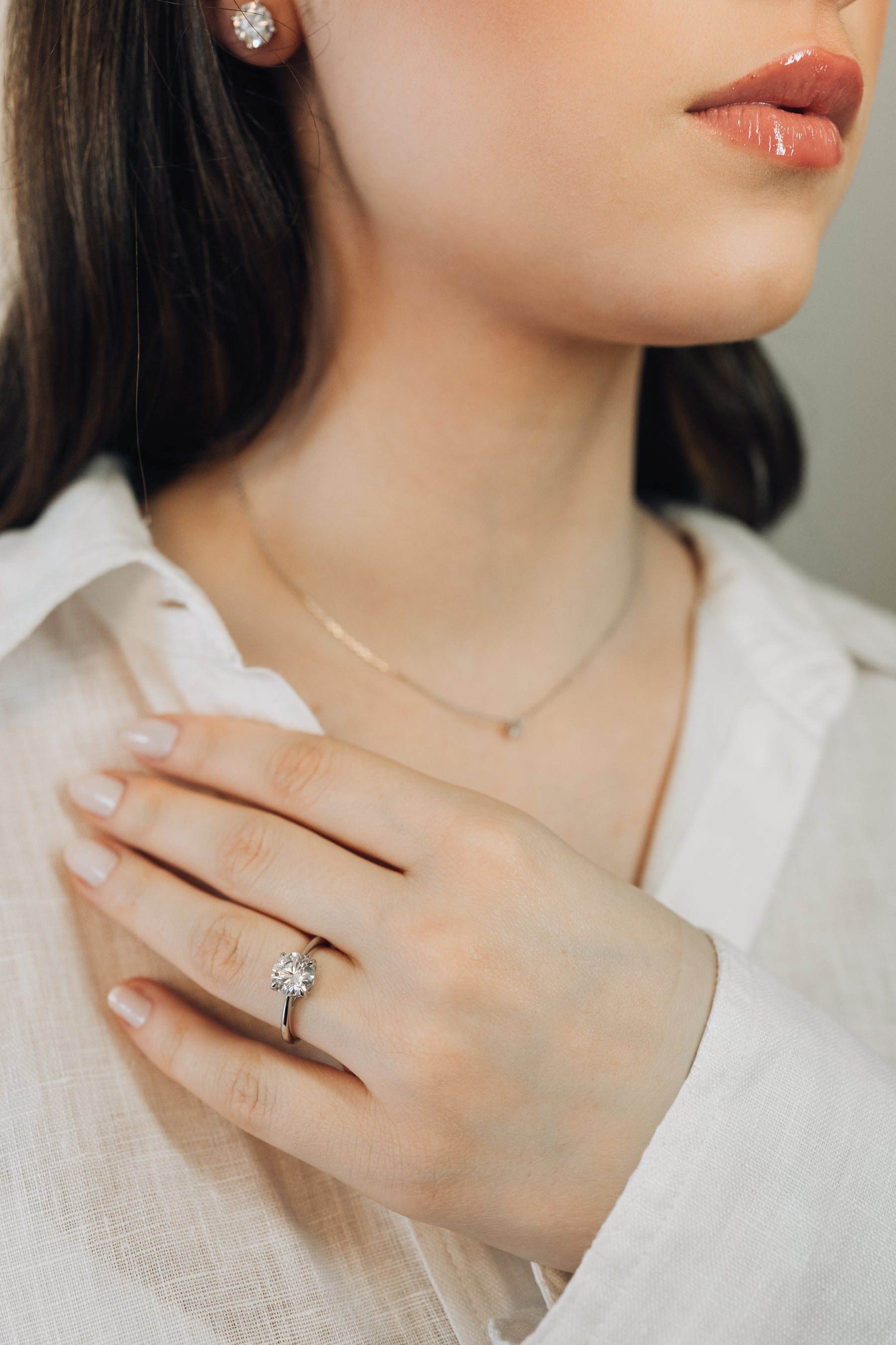 Anel Solitário 8mm moissanite 4 garras