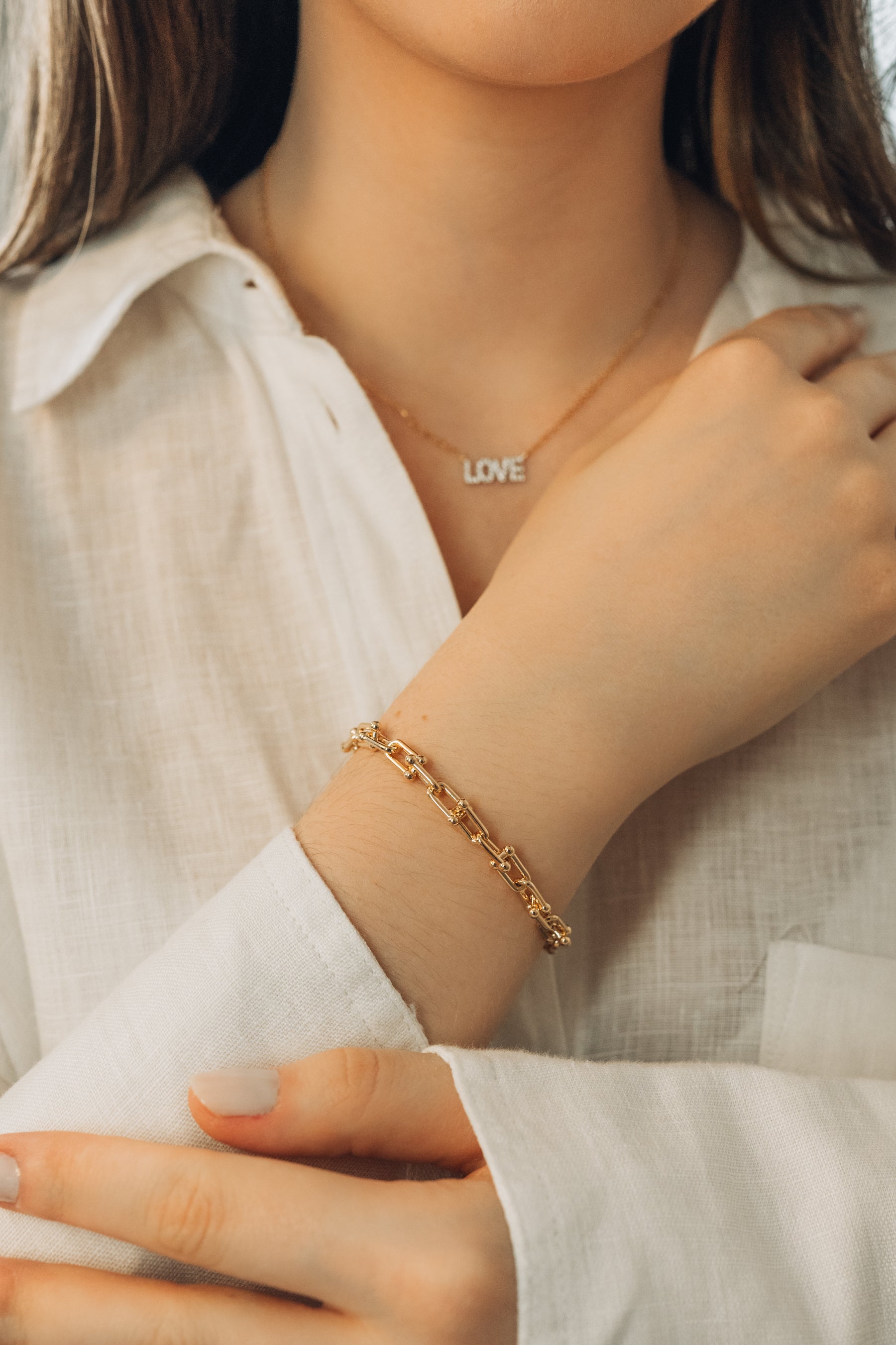 Pulseira Elos ovais com bolinhas em banho de ouro 18k