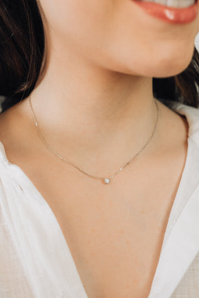 Ponto de Luz 3.8mm de Moissanite com 4 garras