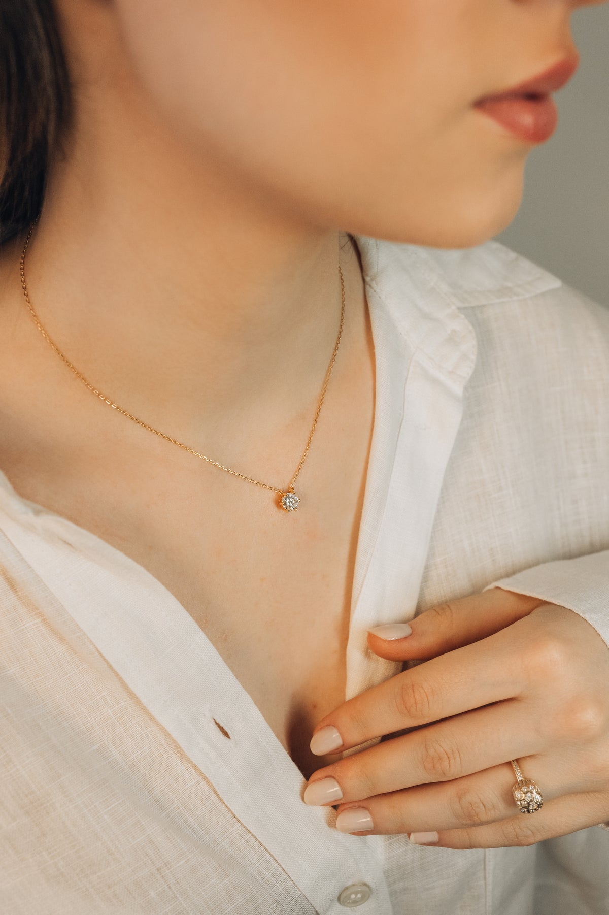 Colar Ponto de Luz 6.5mm de Moissanite com 6 garras em banho de ouro 18k